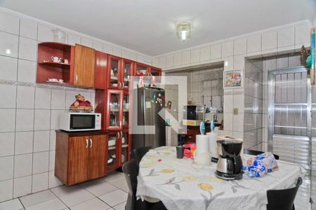 Casa à venda com 120m², 2 quartos e 2 vagas Casa à venda com 120m², 2 quartos e 2 vagasCozinha