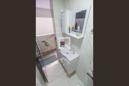 Casa à venda com 250m², 3 quartos e 2 vagasLavabo