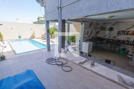 Casa à venda com 250m², 3 quartos e 2 vagasÁrea comum 