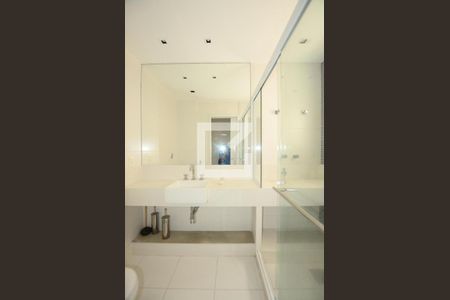 Apartamento à venda com 92m², 3 quartos e 2 vagasBanheiro Social