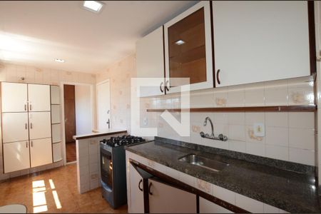 Apartamento à venda com 92m², 3 quartos e 2 vagasCozinha