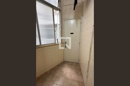 Apartamento à venda com 110m², 3 quartos e 1 vagaÁrea de Serviço