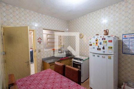 Casa à venda com 212m², 4 quartos e 4 vagas Casa à venda com 212m², 4 quartos e 4 vagasCozinha 2