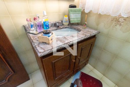 Casa à venda com 212m², 4 quartos e 4 vagas Casa à venda com 212m², 4 quartos e 4 vagasBanheiro 3