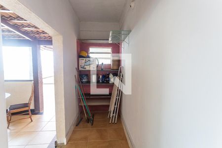 Casa à venda com 400m², 5 quartos e 4 vagasDespensa
