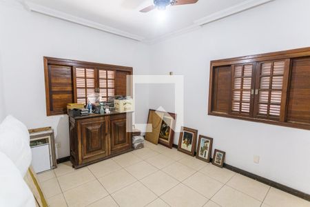 Casa à venda com 400m², 5 quartos e 4 vagasQuarto 2
