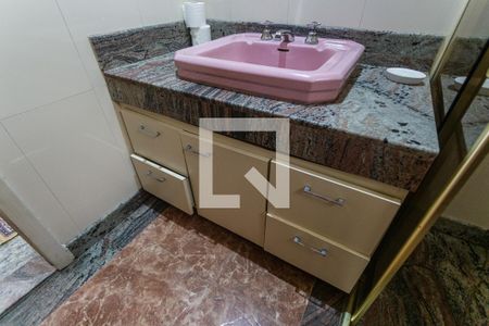 Casa à venda com 400m², 5 quartos e 4 vagasBanheiro Social