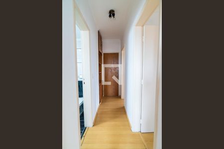 Apartamento à venda com 100m², 3 quartos e 2 vagas Apartamento à venda com 100m², 3 quartos e 2 vagasCorredor