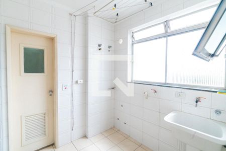 Apartamento à venda com 100m², 3 quartos e 2 vagas Apartamento à venda com 100m², 3 quartos e 2 vagasLavanderia