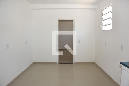Sala/Cozinha de apartamento para alugar com 1 quarto, 28m² em Vila Santana, São Paulo