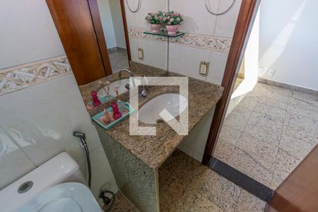 Apartamento para alugar com 120m², 3 quartos e sem vaga Apartamento para alugar com 120m², 3 quartos e sem vagaBanheiro da Suíte 1