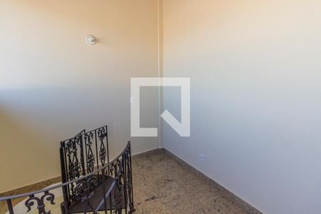 Apartamento para alugar com 120m², 3 quartos e sem vaga Apartamento para alugar com 120m², 3 quartos e sem vagaTerraço