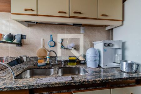 Casa à venda com 285m², 3 quartos e 6 vagas Casa à venda com 285m², 3 quartos e 6 vagasCozinha