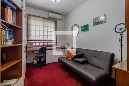 Casa à venda com 285m², 3 quartos e 6 vagas Casa à venda com 285m², 3 quartos e 6 vagasQuarto 2