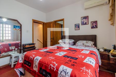 Casa à venda com 285m², 3 quartos e 6 vagas Casa à venda com 285m², 3 quartos e 6 vagasQuarto 3