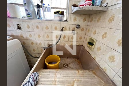 Casa à venda com 300m², 4 quartos e 5 vagasÁrea de Serviço