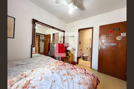 Casa à venda com 300m², 4 quartos e 5 vagasSuite 2