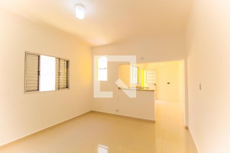 Sala de casa para alugar com 2 quartos, 100m² em Parque Savoi City, São Paulo