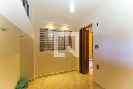 Quarto 1 de casa para alugar com 2 quartos, 100m² em Parque Savoi City, São Paulo