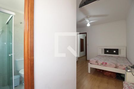Casa à venda com 145m², 2 quartos e 2 vagasQuarto 2 - Suíte