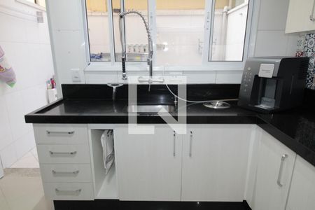 Casa à venda com 145m², 2 quartos e 2 vagasCozinha