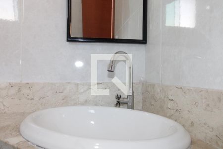 Casa à venda com 145m², 2 quartos e 2 vagasBanheiro da Suíte 2