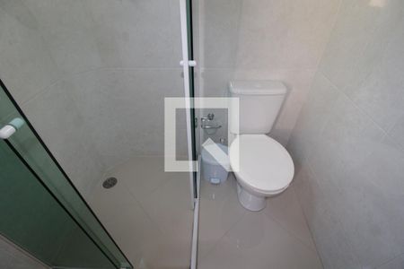 Casa à venda com 145m², 2 quartos e 2 vagasBanheiro da Suíte 2