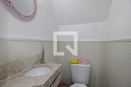 Casa à venda com 145m², 2 quartos e 2 vagasLavabo