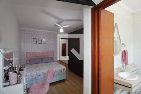 Casa à venda com 145m², 2 quartos e 2 vagas Quarto 1 - suite