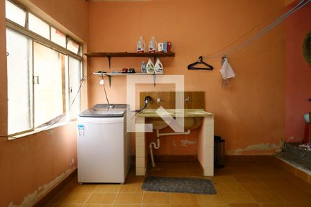 Casa à venda com 148m², 2 quartos e 1 vagaÁrea de Serviço