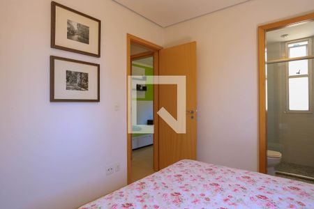 Quarto 1 de apartamento para alugar com 3 quartos, 90m² em Lourdes, Belo Horizonte