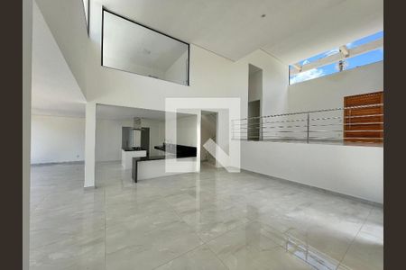 Casa de condomínio à venda com 502m², 4 quartos e 4 vagas