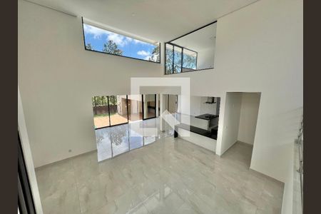 Casa de condomínio à venda com 502m², 4 quartos e 4 vagas