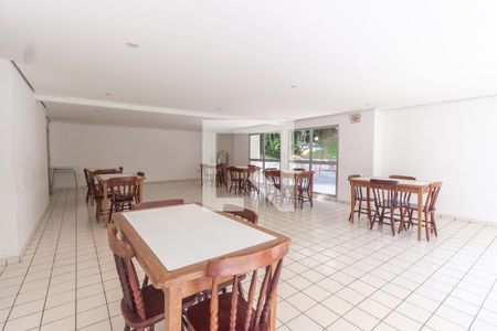 Apartamento para alugar com 61m², 2 quartos e 1 vagaÁrea comum