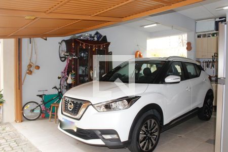 Casa à venda com 178m², 3 quartos e 2 vagas Casa à venda com 178m², 3 quartos e 2 vagasGaragem