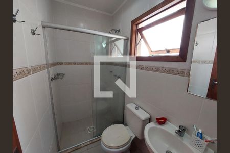 Casa à venda com 178m², 3 quartos e 2 vagas Casa à venda com 178m², 3 quartos e 2 vagasBanheiro Social