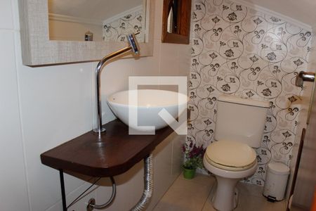 Casa à venda com 178m², 3 quartos e 2 vagas Casa à venda com 178m², 3 quartos e 2 vagasLavabo