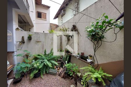 Casa à venda com 178m², 3 quartos e 2 vagas Casa à venda com 178m², 3 quartos e 2 vagasQuintal e Área de Serviço