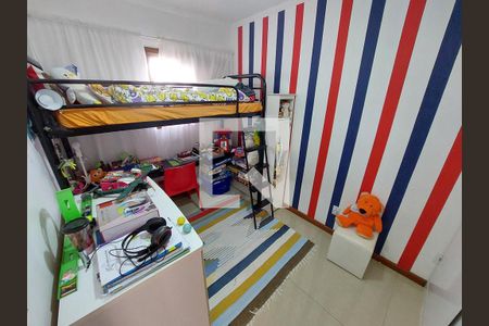 Casa à venda com 178m², 3 quartos e 2 vagas Casa à venda com 178m², 3 quartos e 2 vagasQuarto 3