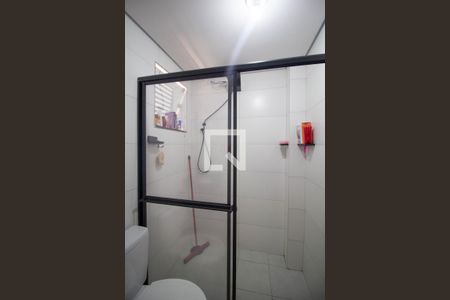 Apartamento à venda com 38m², 2 quartos e sem vaga Apartamento à venda com 38m², 2 quartos e sem vagaBanheiro