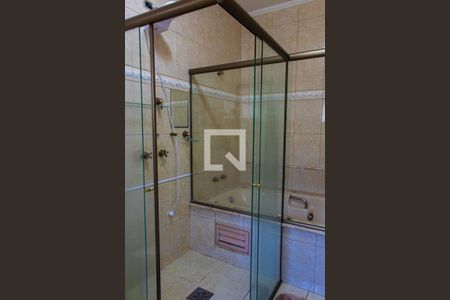 Casa à venda com 250m², 3 quartos e 4 vagas Casa à venda com 250m², 3 quartos e 4 vagasBANHEIRO DA SUITE