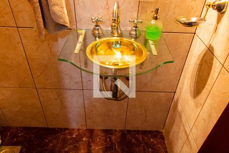 Casa à venda com 250m², 3 quartos e 4 vagas Casa à venda com 250m², 3 quartos e 4 vagasLAVABO