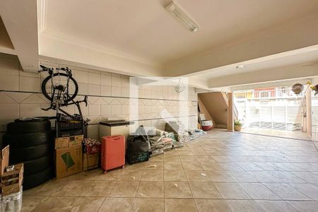 Casa à venda com 200m², 3 quartos e 5 vagasGaragem 
