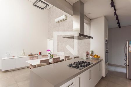 Casa de condomínio à venda com 194m², 3 quartos e 2 vagas Casa de condomínio à venda com 194m², 3 quartos e 2 vagasCozinha