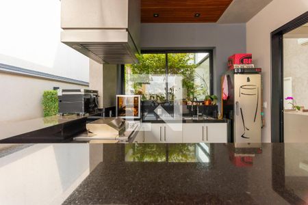 Casa de condomínio à venda com 194m², 3 quartos e 2 vagas Casa de condomínio à venda com 194m², 3 quartos e 2 vagasEspaço Gourmet