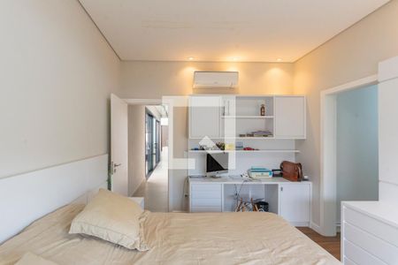 Casa de condomínio à venda com 194m², 3 quartos e 2 vagas Casa de condomínio à venda com 194m², 3 quartos e 2 vagasSuíte