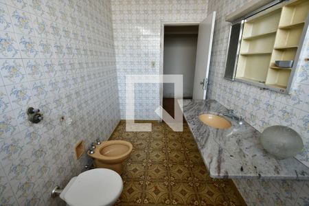 Casa à venda com 214m², 3 quartos e 5 vagasBanheiro