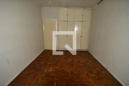 Casa à venda com 214m², 3 quartos e 5 vagasQuarto 2