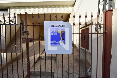 Casa à venda com 214m², 3 quartos e 5 vagasPlaca