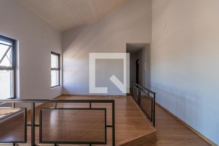 Casa de condomínio à venda com 360m², 4 quartos e 4 vagas Casa de condomínio à venda com 360m², 4 quartos e 4 vagasSala Privativa